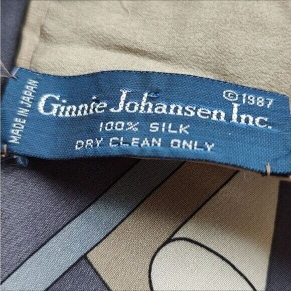 Silk Ginnie Johansen 80s Abstract Silk Scarf Musical 39" x 39" - Picture 3 of 7